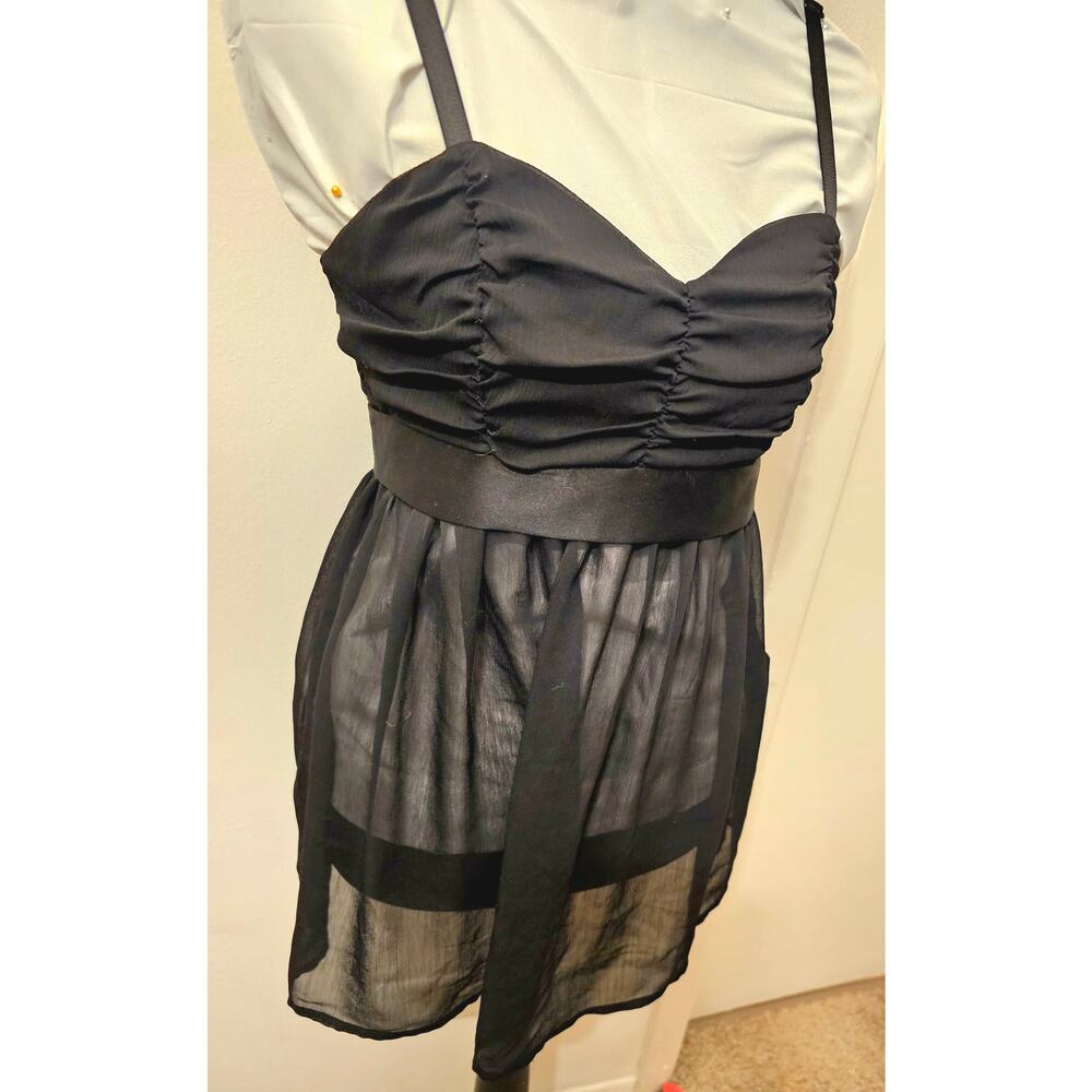 Guess Jeans Black Chiffon Babydoll Sheer Top Ruched Bodice Tie Back Sz Med Y2K
